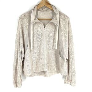 Lululemon In Depth Jacket Size 4 Womens Lace Floral Light Chrome Mock Neck Zip
